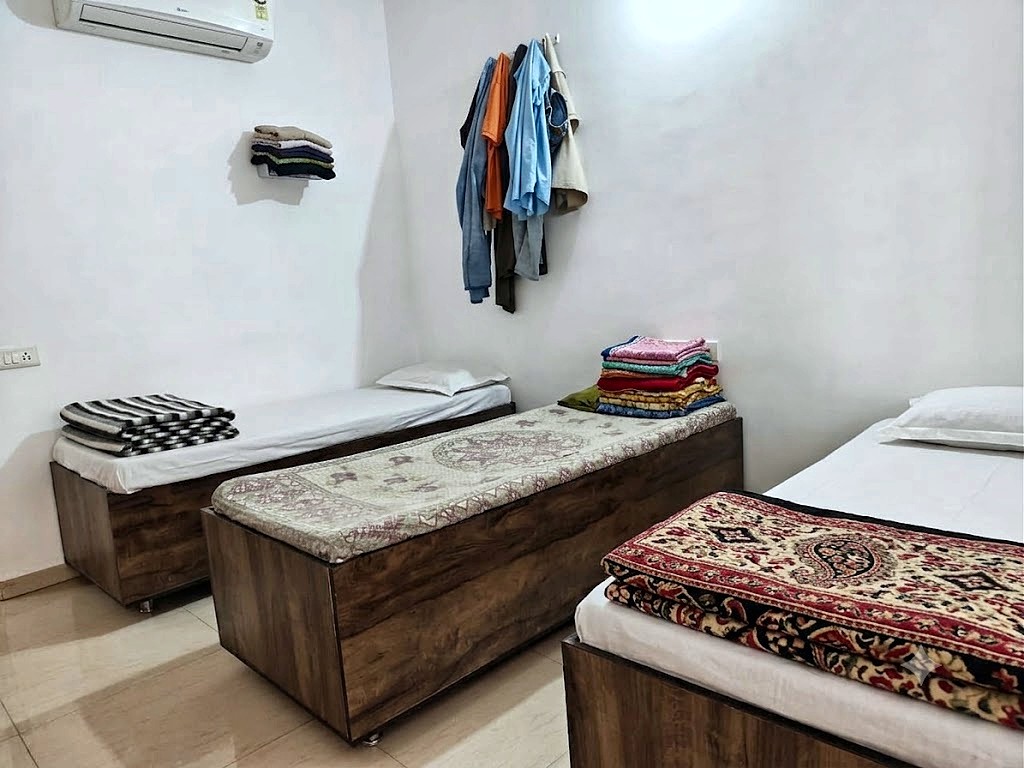 6 sharing room at Shivam PG, boys PG in Bopal, Ahmedabad
