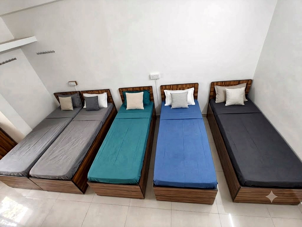 5 sharing room at Shivam PG, boys PG in Bopal, Ahmedabad