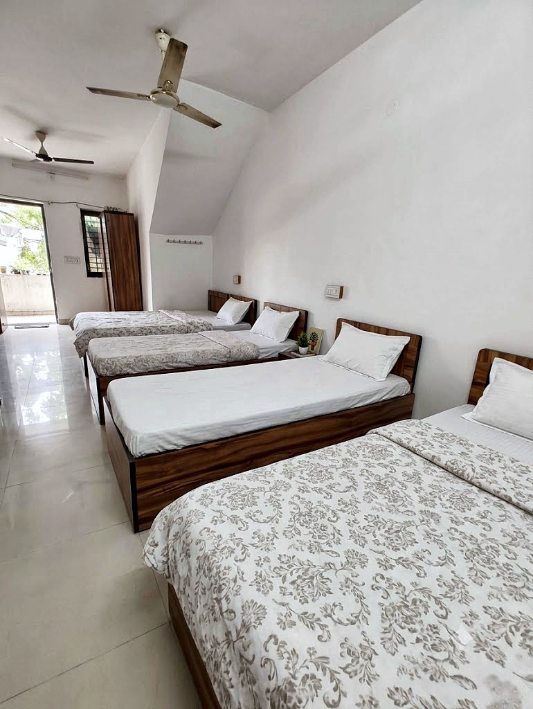 5 sharing room at Shivam PG, boys PG in Bopal, Ahmedabad