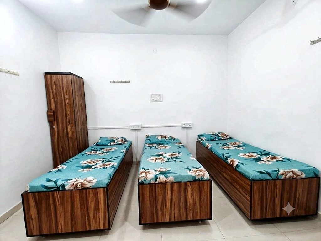 Triple sharing room for boys at Shivam PG Bopal, Ahmedabad