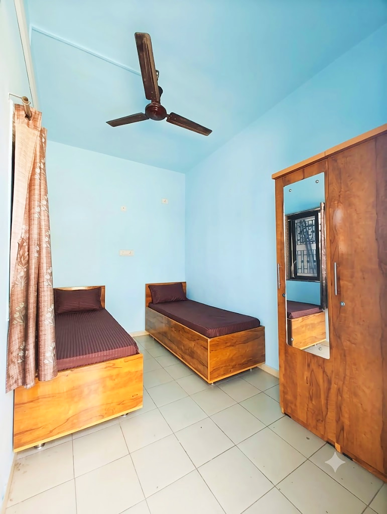 2 sharing room at Shivam PG, boys PG in Prahlad Nagar, Ahmedabad